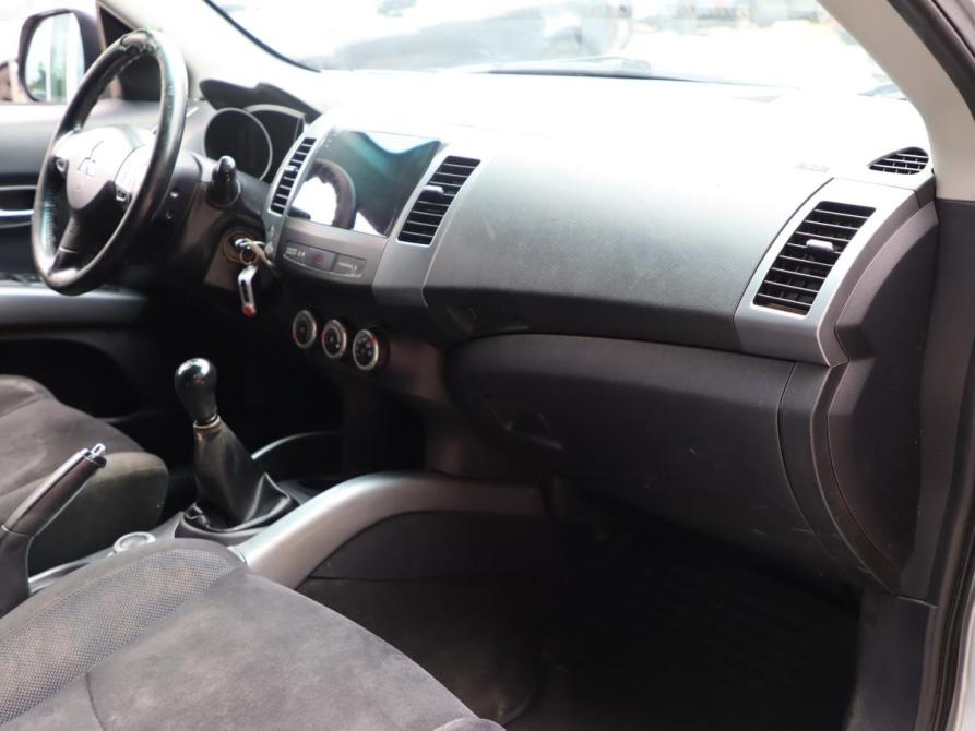 Mitsubishi Outlander II Санкт-Петербург  - изображение 13