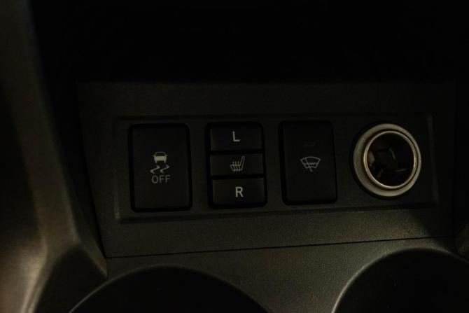 Toyota RAV4 III (XA30) Рестайлинг с пробегом 2010 года, цена 1 319 000 рублей, 253161 км, внедорожник, Автокод Объявления