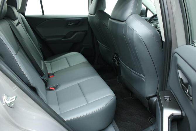 Toyota RAV4 VI (XA60) с пробегом 2026 года, цена 4 295 000 рублей, 50 км, внедорожник, Автокод Объявления
