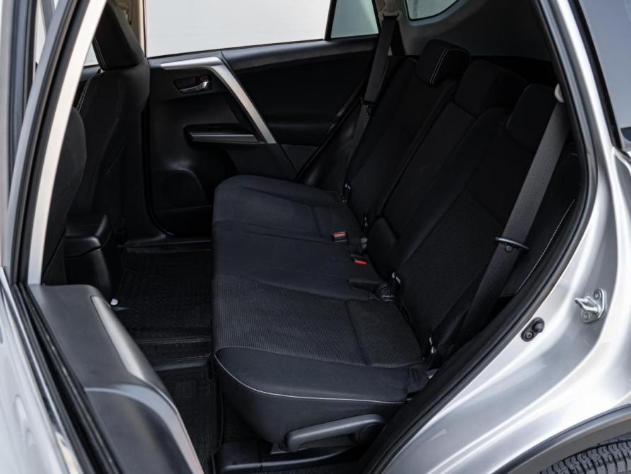 Toyota RAV4 IV (XA40) Рестайлинг Краснодар  - изображение 9