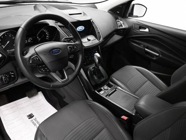 Ford Kuga II Рестайлинг с пробегом 2017 года, цена 1 570 000 рублей, 151321 км, внедорожник, Автокод Объявления