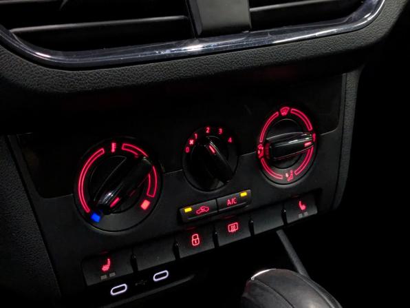 Volkswagen Polo VI с пробегом 2021 года, цена 1 315 000 рублей, 138707 км, лифтбек, Автокод Объявления