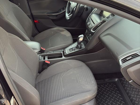 Ford Focus III Рестайлинг с пробегом 2016 года, цена 1 300 000 рублей, 60000 км, универсал, Автокод Объявления