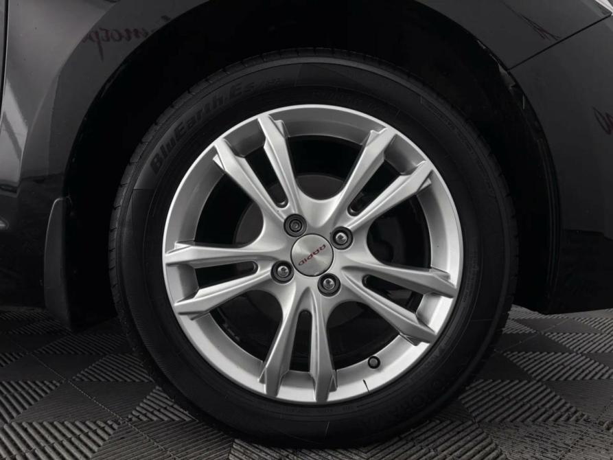 Hyundai Solaris II Псков  - изображение 19