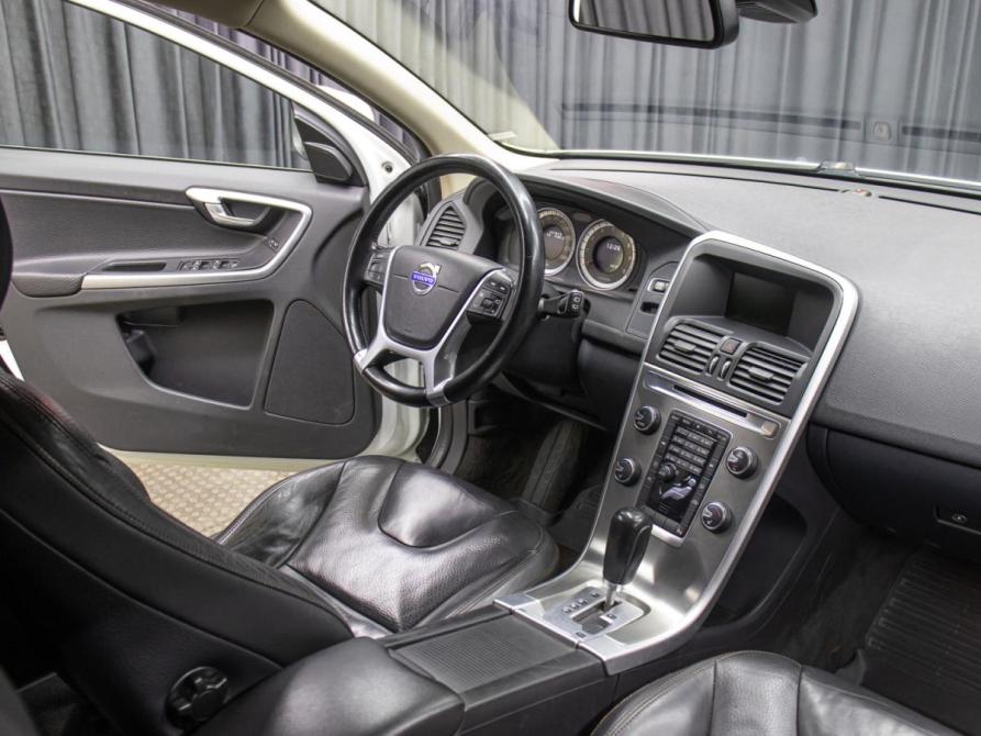 Volvo XC60 I Москва  - изображение 11