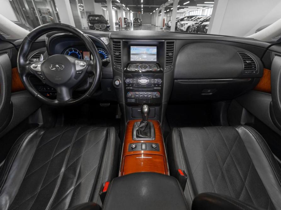 Infiniti QX70 Москва  - изображение 8