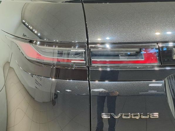 Land Rover Range Rover Evoque II Рестайлинг с пробегом 2025 года, цена 5 990 000 рублей, 1050 км, внедорожник, Автокод Объявления