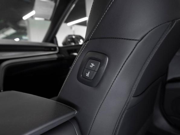 Toyota Camry IX (XV80) China Market с пробегом 2026 года, цена 4 400 000 рублей, 50 км, седан, Автокод Объявления