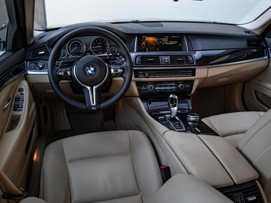 BMW 5 серии VI (F10/F11/F07) Рестайлинг Краснодар  - изображение 6