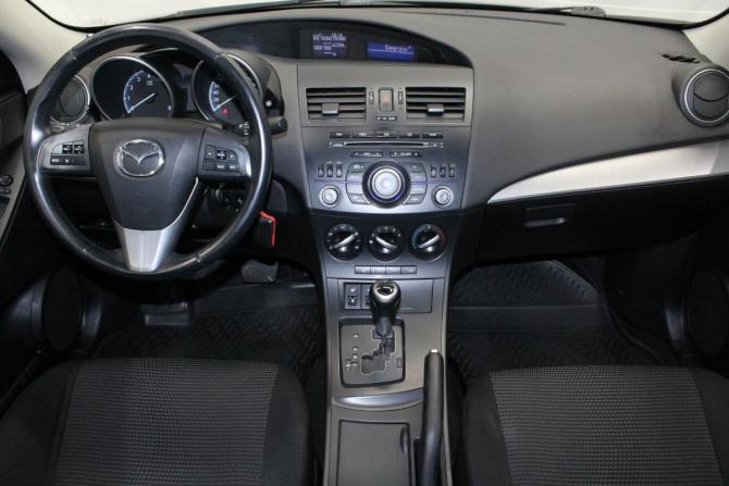 Mazda 3 II (BL) Рестайлинг с пробегом 2012 года, цена 989 000 рублей, 141026 км, седан, Автокод Объявления