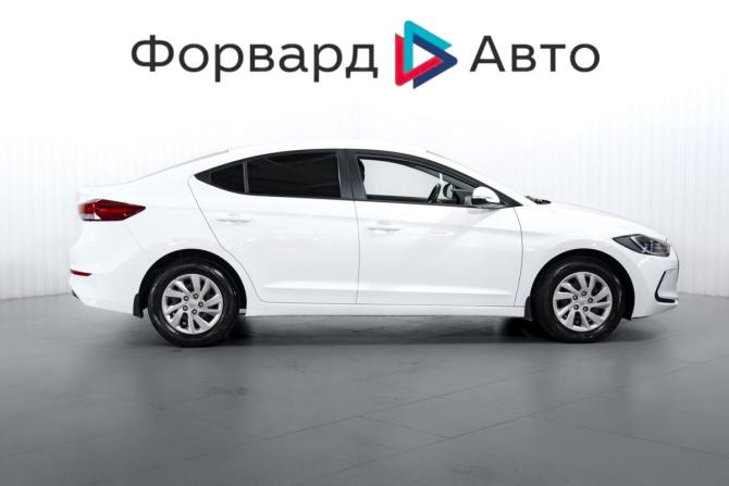 Hyundai Elantra VI (AD) с пробегом 2018 года, цена 1 599 000 рублей, 83700 км, седан, Автокод Объявления