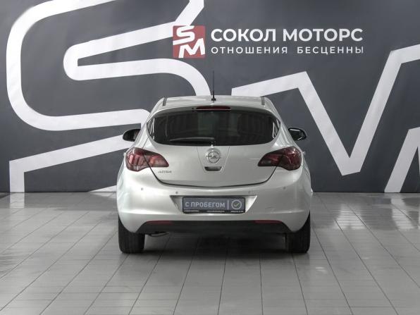Opel Astra J с пробегом 2010 года, цена 589 900 рублей, 208000 км, универсал, Автокод Объявления