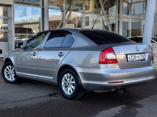 Skoda Octavia II (A5) Рестайлинг с пробегом 2011 года, цена 530 000 рублей, 270000 км, лифтбек, Автокод Объявления