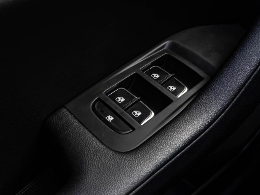 Hongqi H5 I Краснодар  - изображение 22