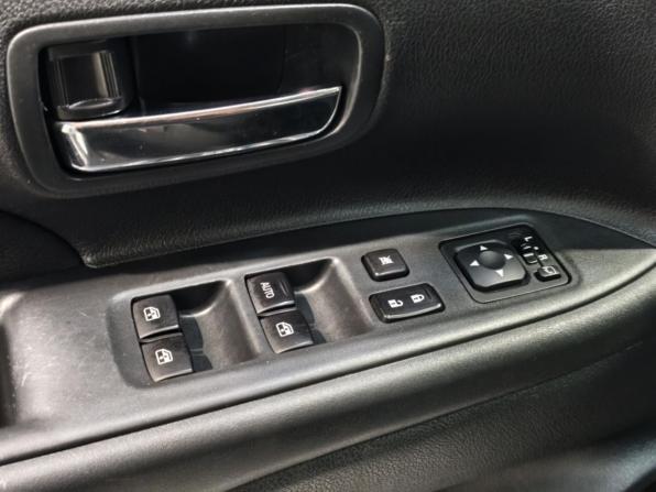 Mitsubishi Outlander III Рестайлинг 2 с пробегом 2015 года, цена 1 729 000 рублей, 204120 км, внедорожник, Автокод Объявления
