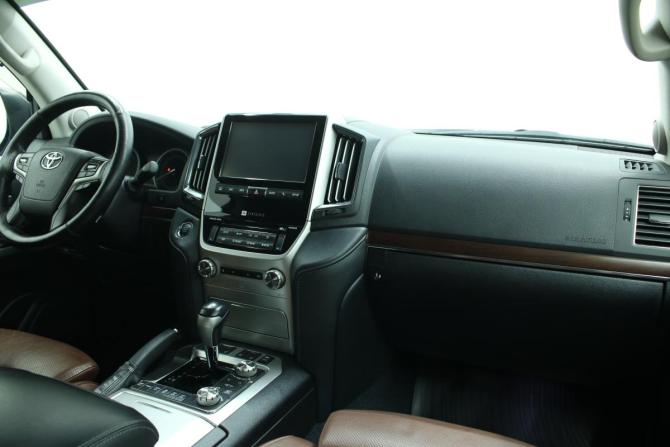 Toyota Land Cruiser 200 Series Рестайлинг 2 с пробегом 2016 года, цена 6 600 000 рублей, 155527 км, внедорожник, Автокод Объявления