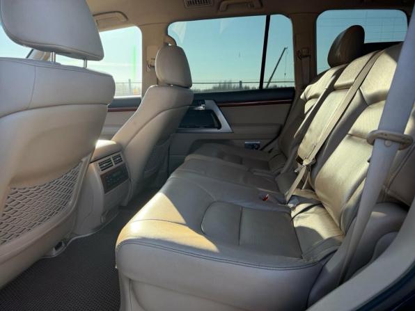 Toyota Land Cruiser 200 Series Рестайлинг 1 с пробегом 2012 года, цена 2 790 000 рублей, 269018 км, внедорожник, Автокод Объявления