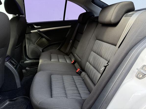 Skoda Octavia II (A5) Рестайлинг с пробегом 2012 года, цена 920 000 рублей, 149262 км, лифтбек, Автокод Объявления
