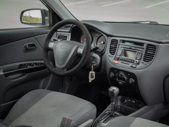 Kia Rio II Рестайлинг с пробегом 2011 года, цена 566 000 рублей, 179023 км, хэтчбек, Автокод Объявления