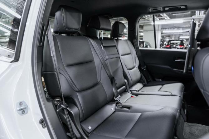Новый Toyota Land Cruiser 300 Series 2026 года, цена 13 990 000 рублей, внедорожник, Автокод Объявления