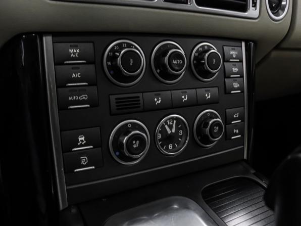 Land Rover Range Rover III Рестайлинг 2 с пробегом 2009 года, цена 1 699 000 рублей, 443267 км, внедорожник, Автокод Объявления