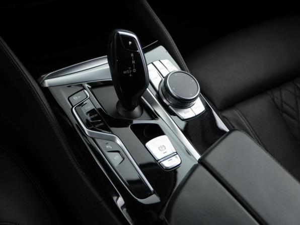 BMW 5 серии VII (G30/G31/G38) Рестайлинг с пробегом 2020 года, цена 4 599 050 рублей, 111110 км, седан, Автокод Объявления