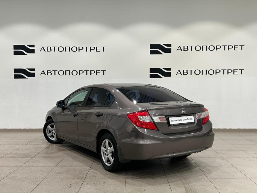 Honda Civic IX Санкт-Петербург  - изображение 5