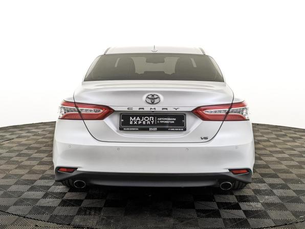 Toyota Camry VIII (XV70) Рестайлинг с пробегом 2021 года, цена 3 100 000 рублей, 98113 км, седан, Автокод Объявления