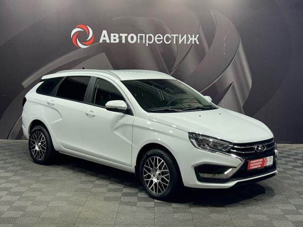 Lada (ВАЗ) Vesta I Рестайлинг (NG) с пробегом 2024 года, цена 1 470 000 рублей, 450 км, универсал, Автокод Объявления