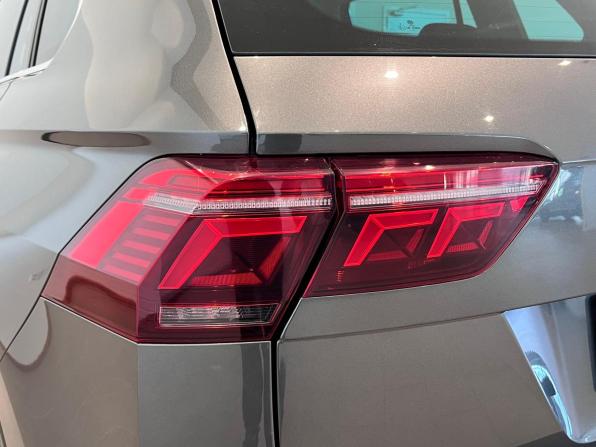 Volkswagen Tiguan II Рестайлинг с пробегом 2021 года, цена 3 120 000 рублей, 147750 км, внедорожник, Автокод Объявления