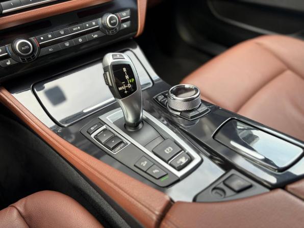 BMW 5 серии VI (F10/F11/F07) с пробегом 2012 года, цена 1 565 000 рублей, 211600 км, седан, Автокод Объявления