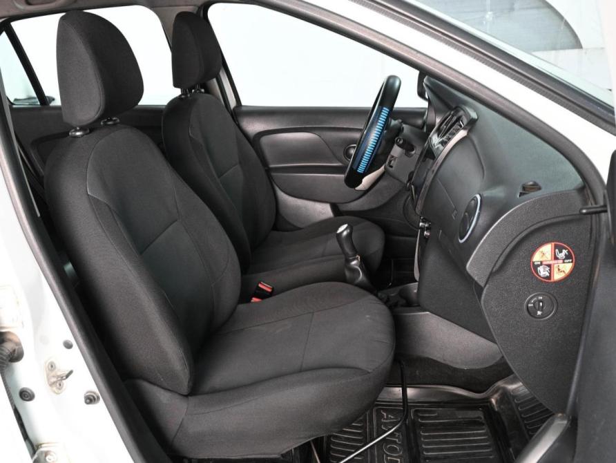 Renault Logan II Рестайлинг Ростов-на-Дону  - изображение 8