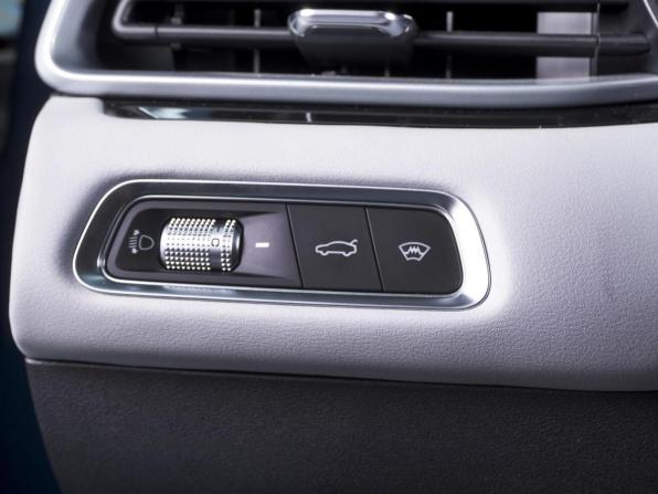 Geely Emgrand II с пробегом 2023 года, цена 1 970 000 рублей, 1110 км, седан, Автокод Объявления