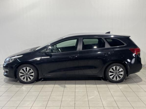 Kia Ceed II Рестайлинг с пробегом 2018 года, цена 1 220 000 рублей, 161012 км, универсал, Автокод Объявления