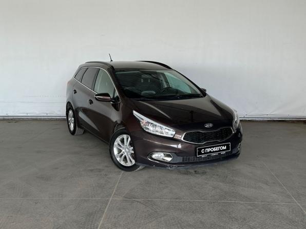 Kia Ceed II с пробегом 2014 года, цена 977 000 рублей, 250889 км, универсал, Автокод Объявления