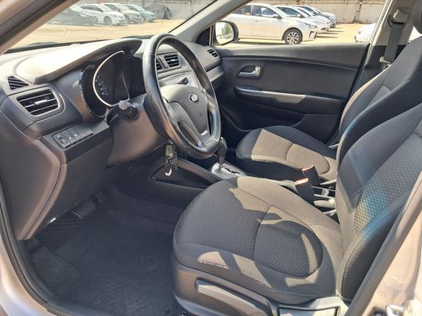 Kia Rio III Рестайлинг с пробегом 2015 года, цена 1 185 000 рублей, 40496 км, седан, Автокод Объявления