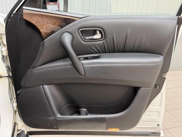 Infiniti QX56 II с пробегом 2011 года, цена 1 929 000 рублей, 323602 км, внедорожник, Автокод Объявления