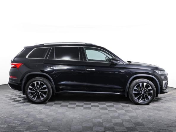 Skoda Kodiaq I Рестайлинг с пробегом 2023 года, цена 3 974 000 рублей, 58100 км, внедорожник, Автокод Объявления