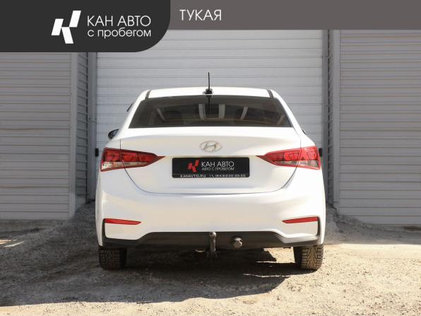 Hyundai Solaris II с пробегом 2018 года, цена 899 000 рублей, 199275 км, седан, Автокод Объявления