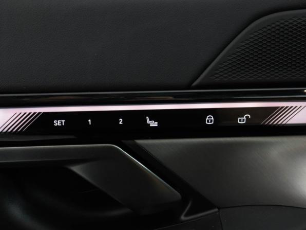 BMW 5 серии VIII (G60/G61/G68) с пробегом 2025 года, цена 6 599 000 рублей, 5800 км, седан, Автокод Объявления