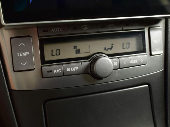 Toyota Avensis II Рестайлинг с пробегом 2008 года, цена 858 999 рублей, 355413 км, седан, Автокод Объявления