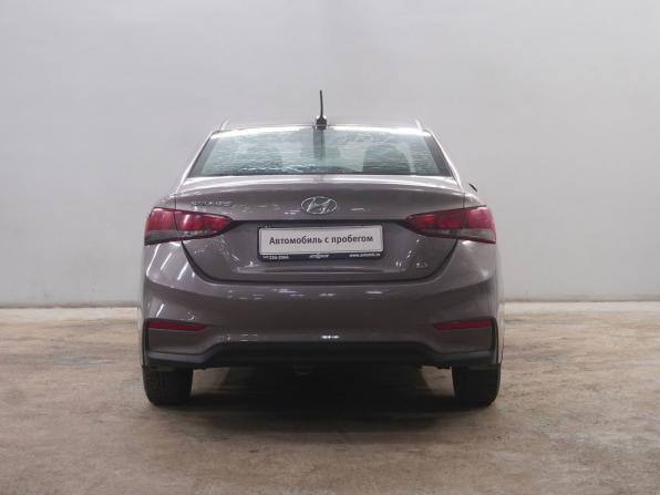 Hyundai Solaris II с пробегом 2017 года, цена 1 265 000 рублей, 110231 км, седан, Автокод Объявления