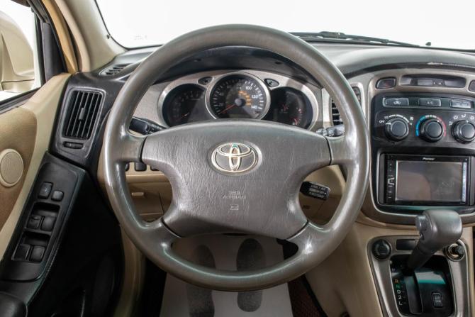 Toyota Highlander I (XU20) с пробегом 2002 года, цена 1 099 000 рублей, 237000 км, внедорожник, Автокод Объявления