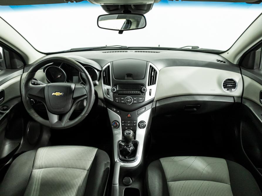 Chevrolet Cruze I Рестайлинг Санкт-Петербург  - изображение 13