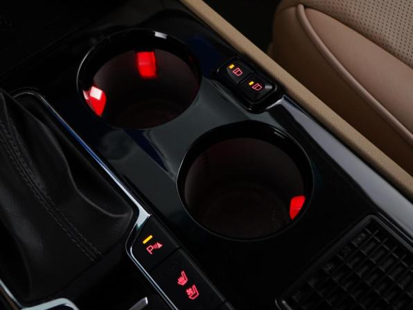 Kia Carnival III с пробегом 2019 года, цена 3 999 050 рублей, 96947 км, минивэн, Автокод Объявления
