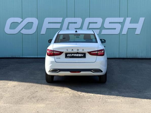 Lada (ВАЗ) Vesta I Рестайлинг (NG) с пробегом 2026 года, цена 1 499 000 рублей, 208 км, седан, Автокод Объявления