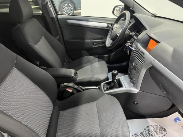 Opel Astra H Рестайлинг с пробегом 2011 года, цена 435 000 рублей, 300039 км, седан, Автокод Объявления