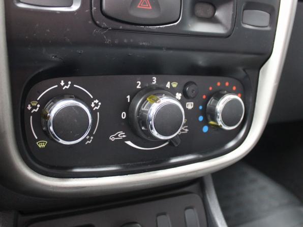 Renault Duster I с пробегом 2014 года, цена 619 000 рублей, 205121 км, внедорожник, Автокод Объявления
