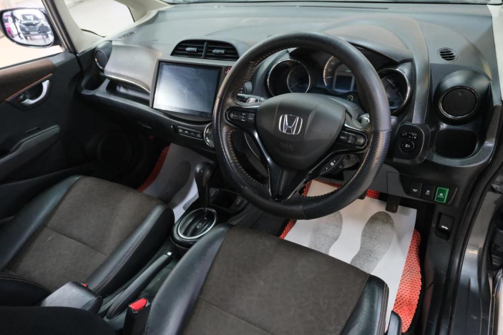 Honda Fit Shuttle I Рестайлинг Омск  - изображение 11