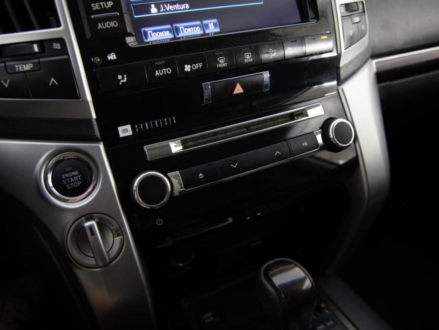 Toyota Land Cruiser 200 Series Рестайлинг 1 Санкт-Петербург  - изображение 18